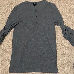 Gray 3/4 sleeved shirt